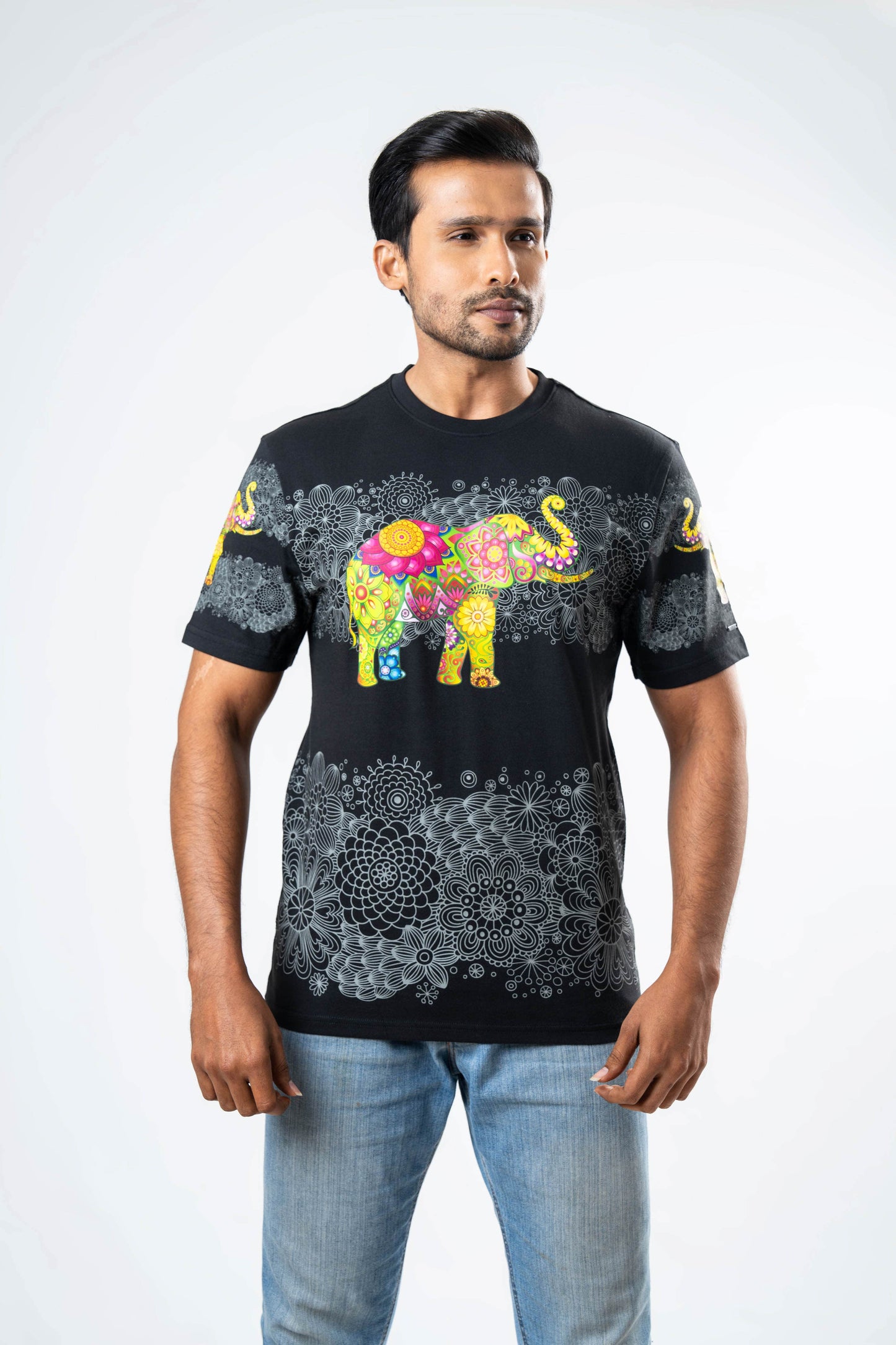 Ceylon Elephant Men's Multitude Printed Crew Neck - Black