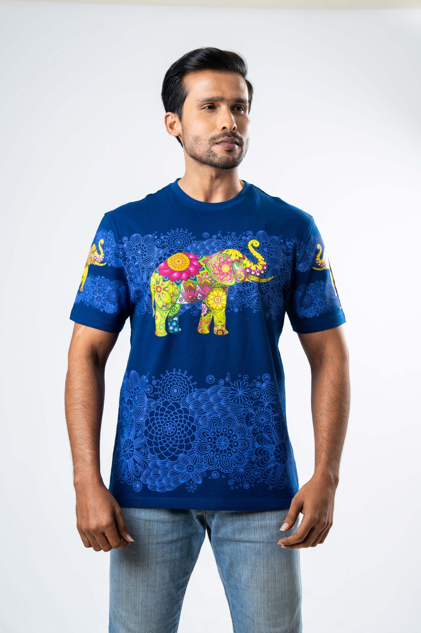 Ceylon Elephant Men's Multitude Printed Crew Neck - Navy