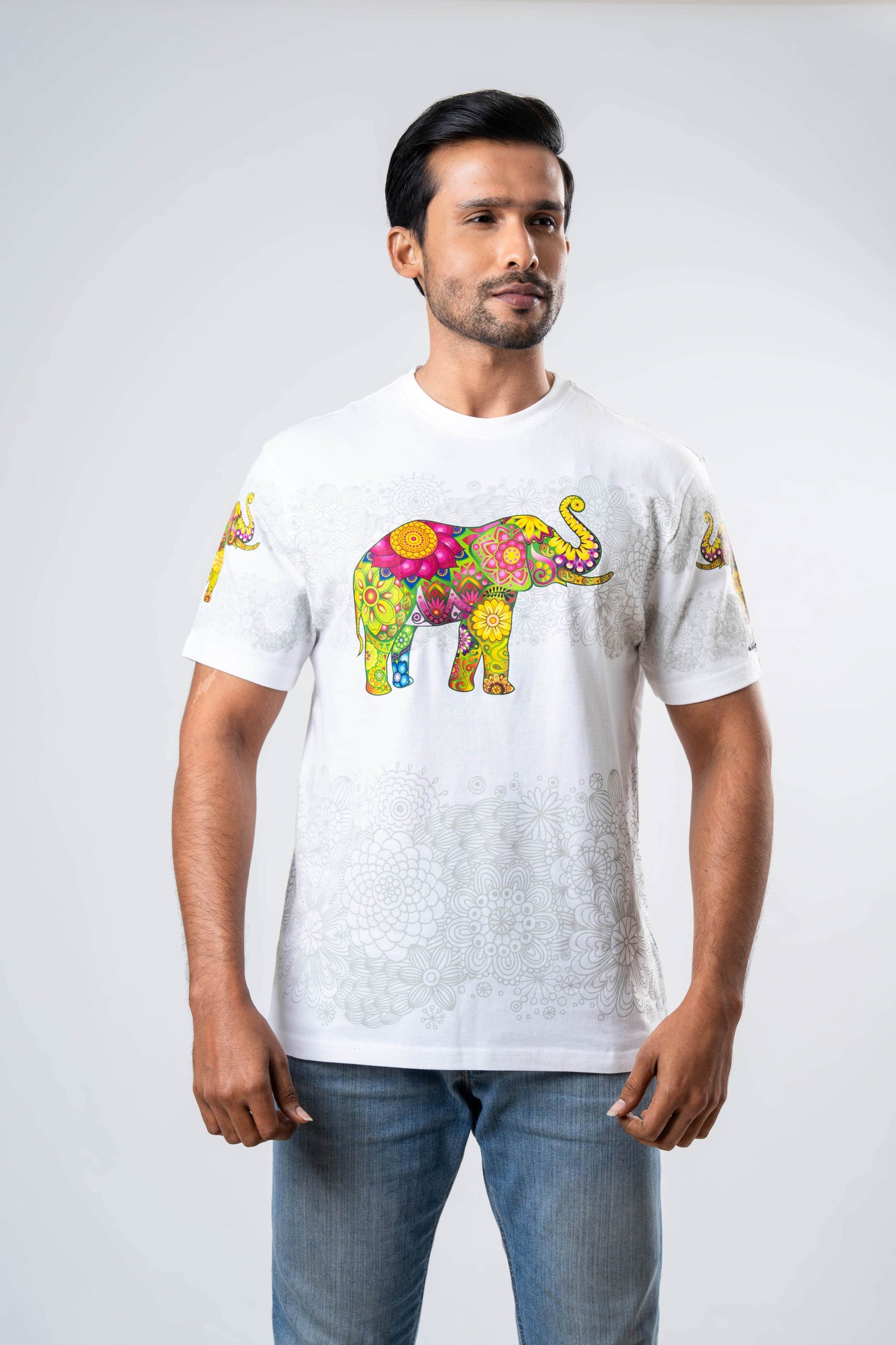 Ceylon Elephant Men's Multitude Printed Crew Neck - White