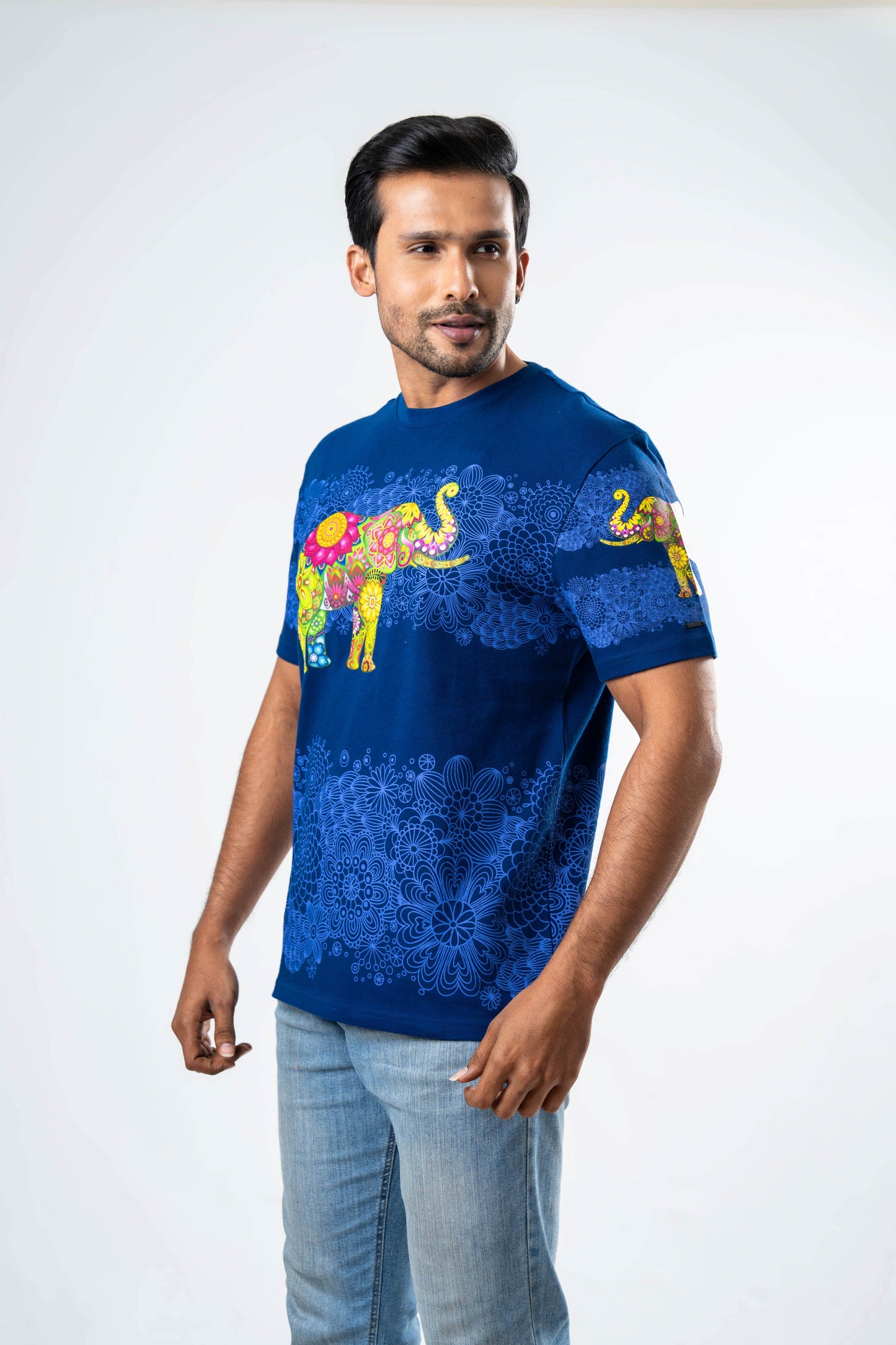 Ceylon Elephant Men's Multitude Printed Crew Neck - Navy