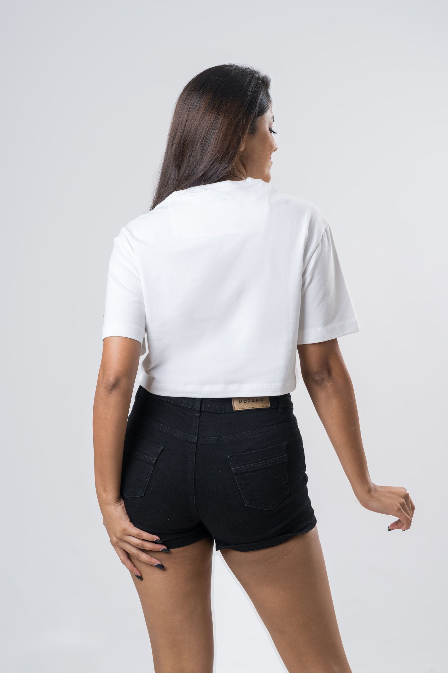 Ceylon Elephant Women's Single Jersey Crop Top - White