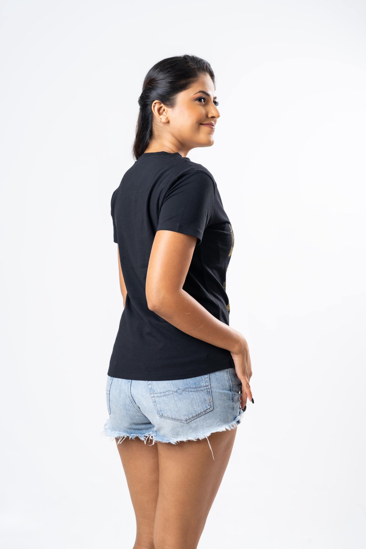 Ceylon Elephant Women's Single Printed V-Neck - Black