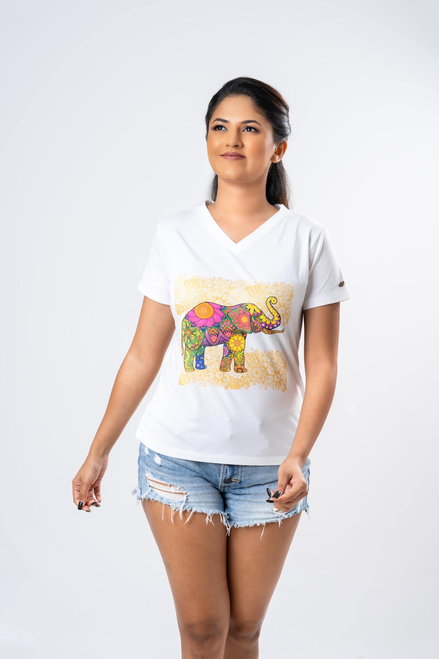 Ceylon Elephant Women's Single Printed V-Neck - White